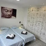 San Marino With Heated Pool, Only 450 Meters To The Beach, Aircondition, Wifi Arona (Tenerife)