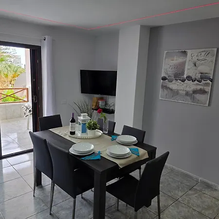 Appartement San Marino With Heated Pool, Only 450 Meters To The Beach, Aircondition, Wifi *