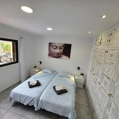 San Marino With Heated Pool, Only 450 Meters To The Beach, Aircondition, Wifi Appartement *