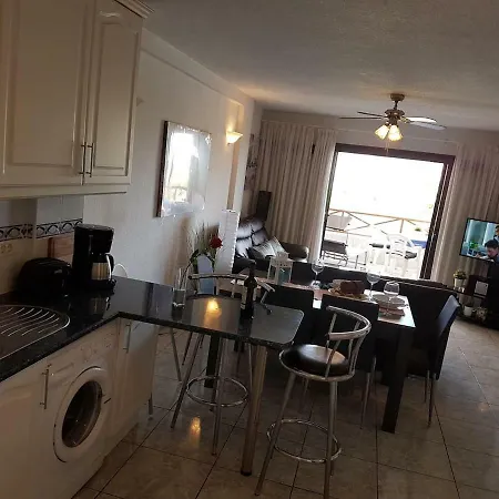 San Marino With Heated Pool, Only 450 Meters To The Beach, Wifi Apartment
